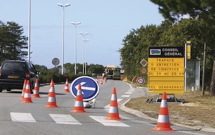 Balisage de chantier avec panneaux signalisation Lacroix City