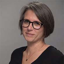 Claire FAYA, Su interlocutor especializado